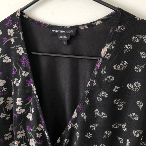 Wednesday’s Girl Peplum Floral Blouse - Picture 3 of 6